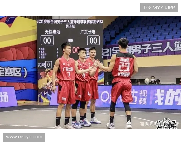 西安篮球队在选拔赛中以77分稳居积分榜首位展现强劲实力