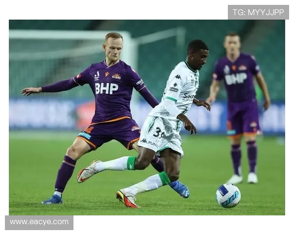 墨尔本联队与珀斯野猫激战在即谁将赢得这场篮球盛宴