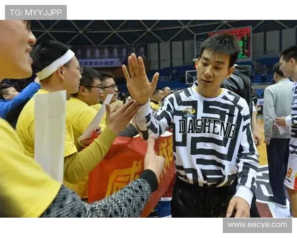 广厦男篮迎战南京同曦全力争胜期待精彩对决展现篮球魅力 广厦男篮迎战南京同曦全力争胜期待精彩对决展现篮球魅力