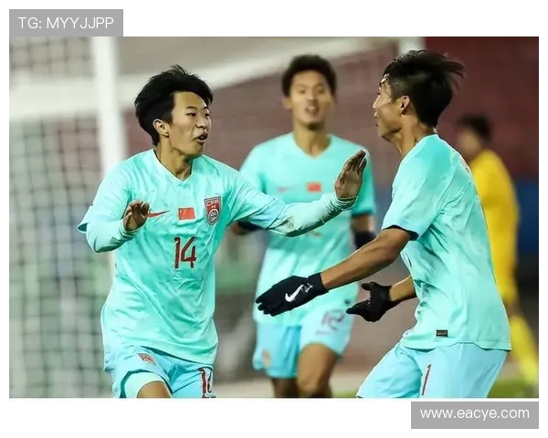 海法夏普尔与冷贝塔的激烈对决展现足球魅力与团队精神