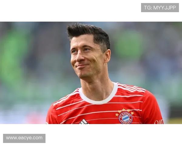 莱万回归老东家破门拜仁球迷怒斥其忘恩负义情深意重