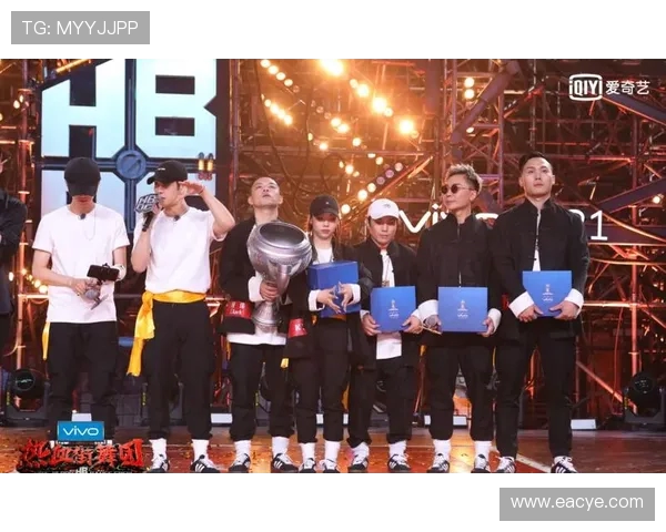 成都街舞队快攻革新之路：打破传统舞蹈界限的全新探索与实践